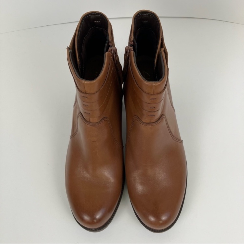 Clarks Tan Leather Ankle Booties - Picture 5 of 16